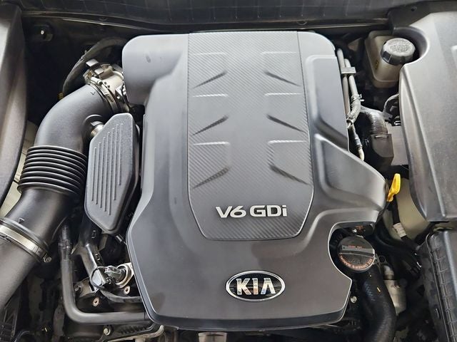 2017 Kia K900 Premium