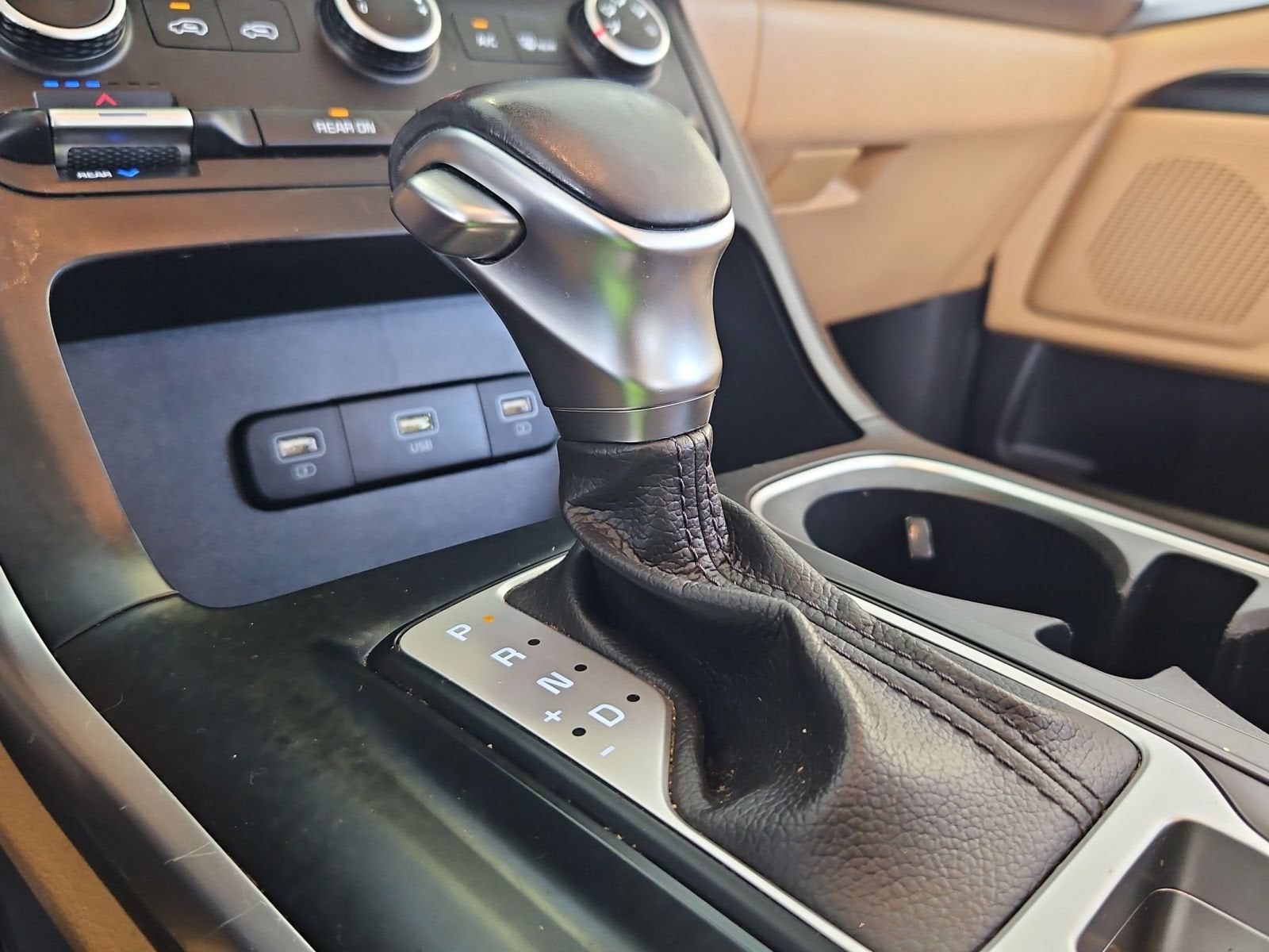 2022 Kia Carnival LXS