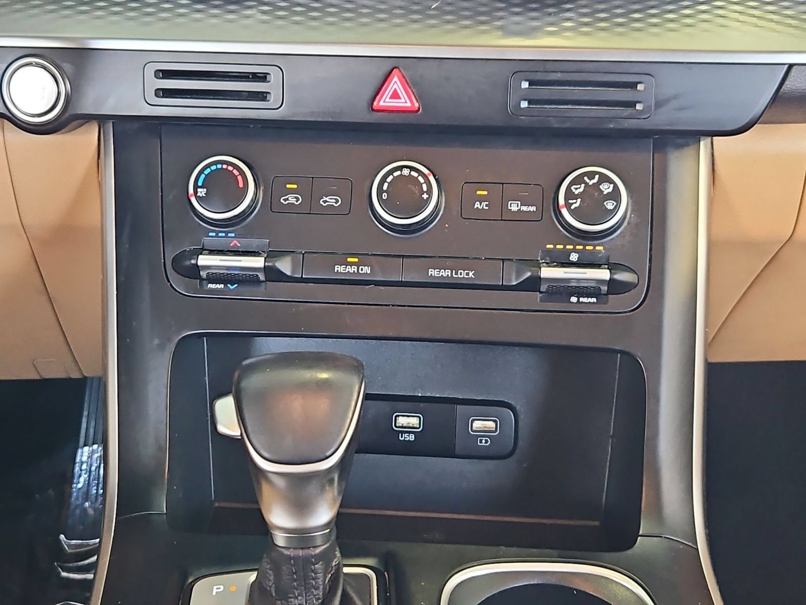 2022 Kia Carnival LXS