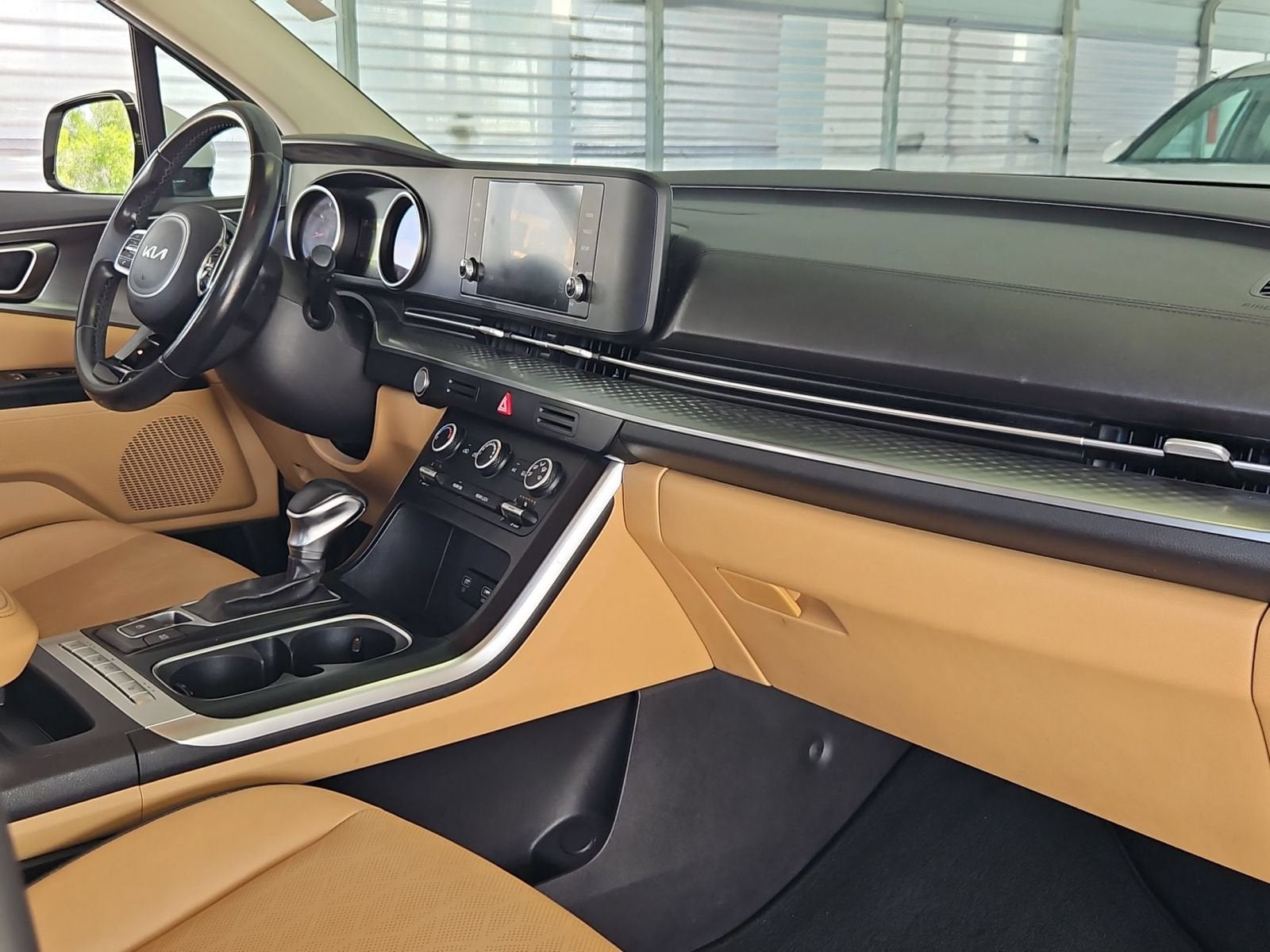 2022 Kia Carnival LXS