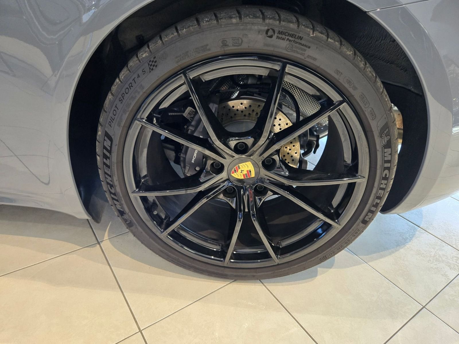 2025 Porsche 718 Cayman Base