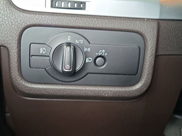 2013 Volkswagen Touareg VR6 FSI Lux