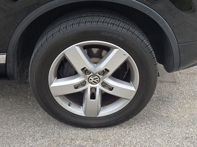 2013 Volkswagen Touareg VR6 FSI Lux