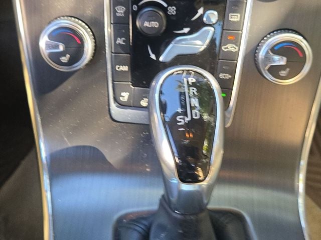 2015 Volvo S60 T5 Platinum