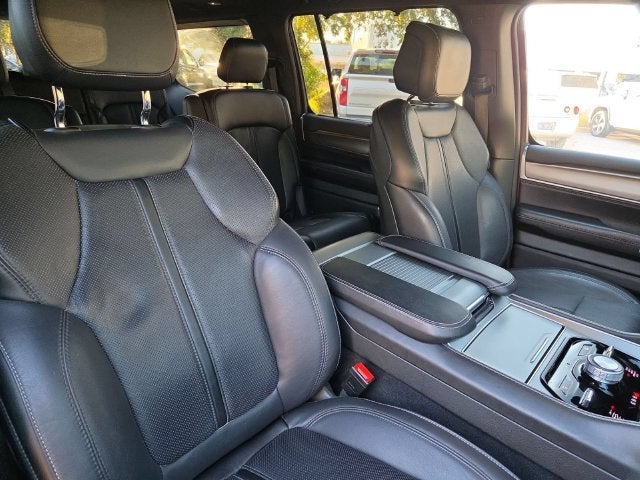 2024 Jeep Wagoneer Series II Carbide