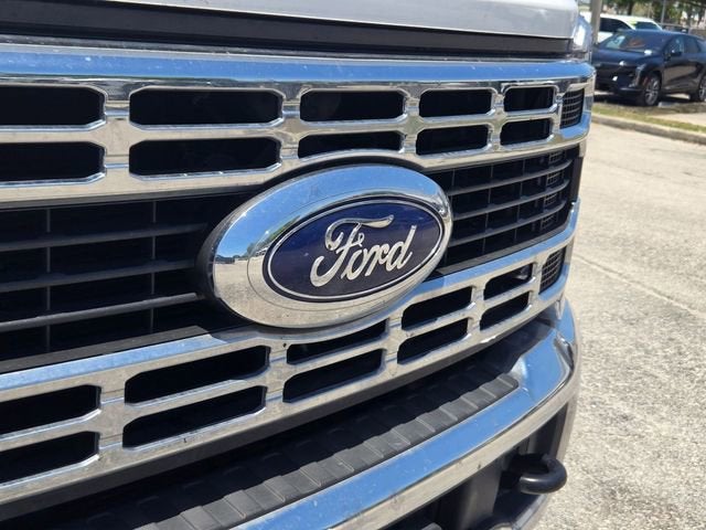 2023 Ford Super Duty F-450 DRW XL