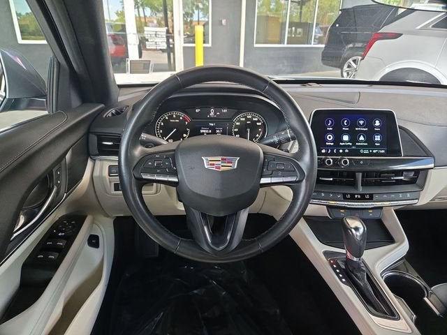2023 Cadillac CT4 Luxury