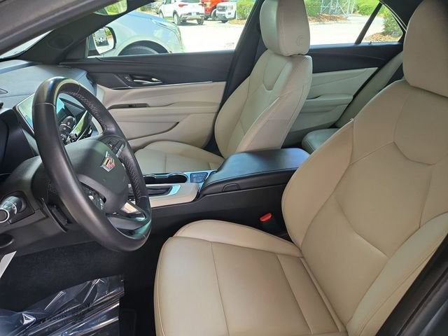 2023 Cadillac CT4 Luxury