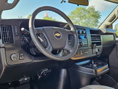 2021 Chevrolet Express Passenger 3500 LS
