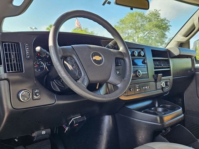2021 Chevrolet Express Passenger 3500 LS