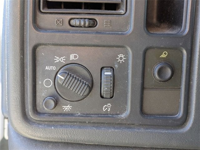 2006 GMC Sierra 3500 HD Chassis Cab WT