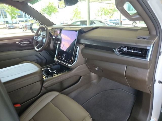 2025 GMC Yukon XL Elevation