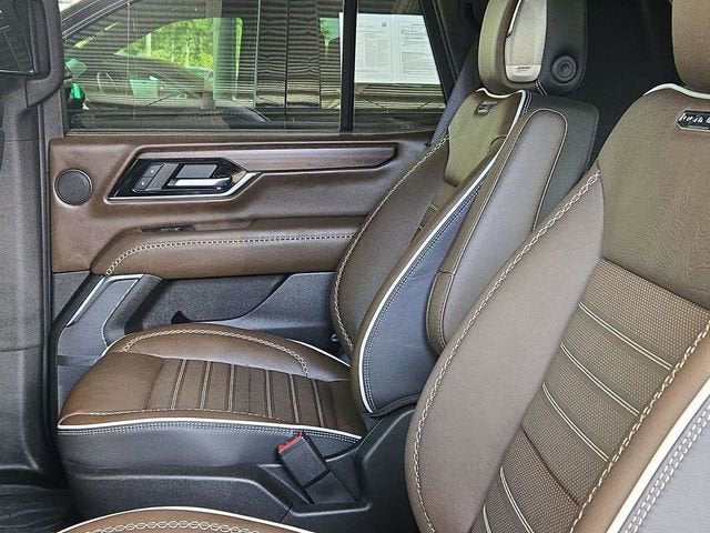 2025 GMC Yukon Denali Ultimate