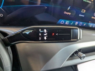 2026 Cadillac VISTIQ Premium Luxury