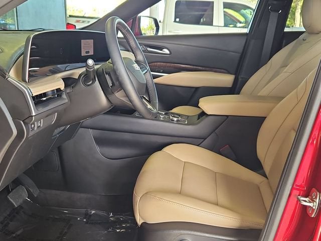 2025 Cadillac XT4 Premium Luxury