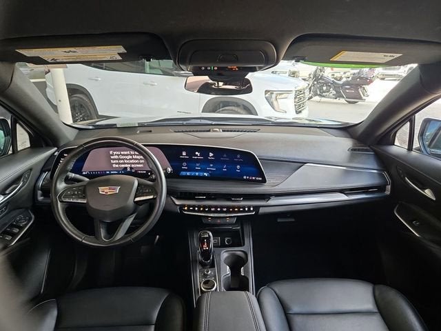 2024 Cadillac XT4 Premium Luxury