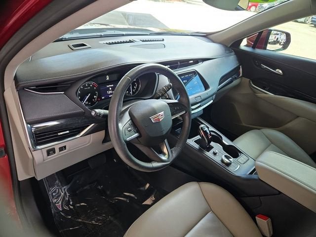 2021 Cadillac XT4 FWD Premium Luxury