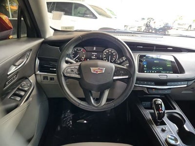 2021 Cadillac XT4 FWD Premium Luxury