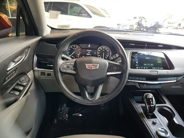 2021 Cadillac XT4 FWD Premium Luxury