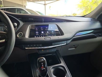 2021 Cadillac XT4 FWD Premium Luxury