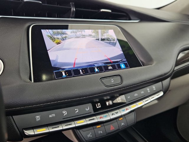2022 Cadillac XT4 FWD Premium Luxury