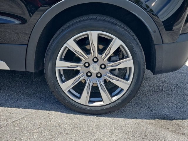 2022 Cadillac XT4 FWD Premium Luxury