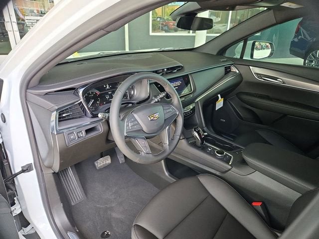 2026 Cadillac XT5 Luxury