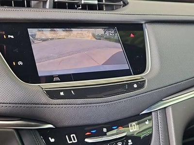 2026 Cadillac XT5 Luxury
