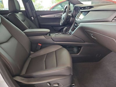 2026 Cadillac XT5 Luxury