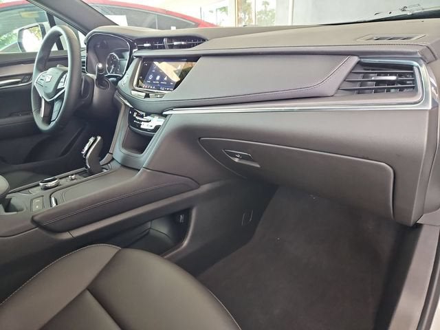 2026 Cadillac XT5 Luxury