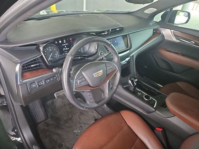 2022 Cadillac XT5 Sport