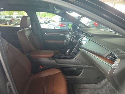 2022 Cadillac XT5 Sport