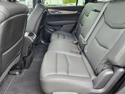 2025 Cadillac XT6 Luxury