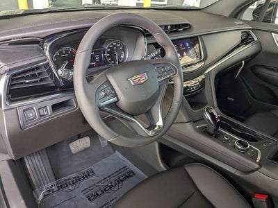 2025 Cadillac XT6 Luxury