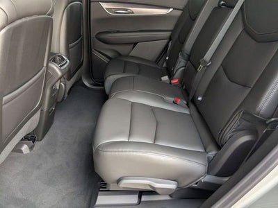 2025 Cadillac XT6 Luxury