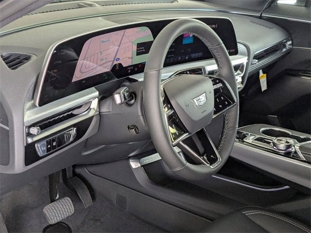 2025 Cadillac LYRIQ Luxury 1