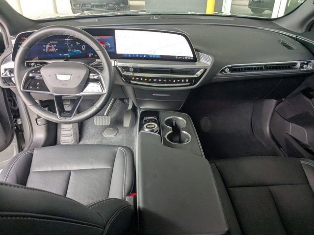 2025 Cadillac LYRIQ Luxury 1