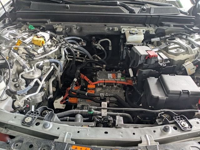 2025 Cadillac LYRIQ Luxury 1