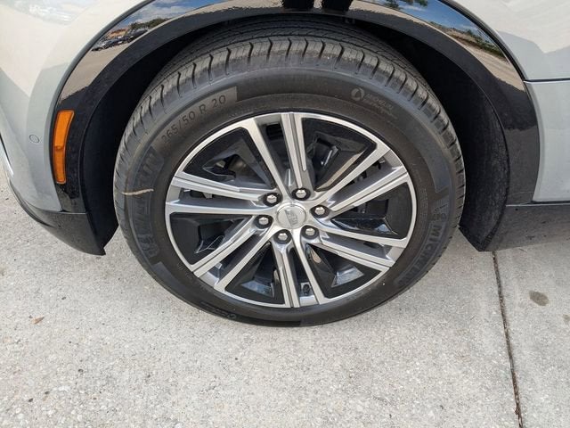 2025 Cadillac LYRIQ Luxury 1