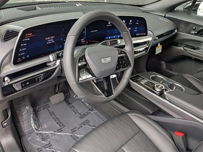 2025 Cadillac LYRIQ Luxury 1