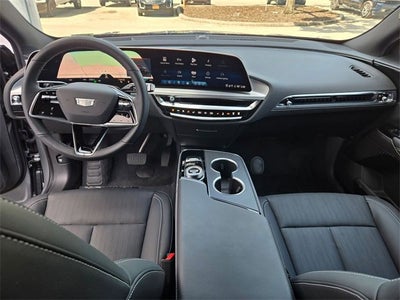 2025 Cadillac LYRIQ Luxury 1