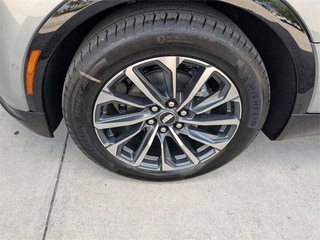 2025 Cadillac LYRIQ Sport 1