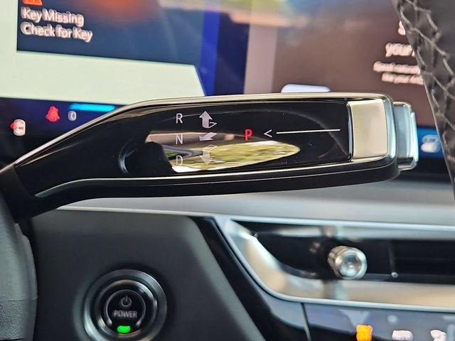 2025 Cadillac LYRIQ Sport 3