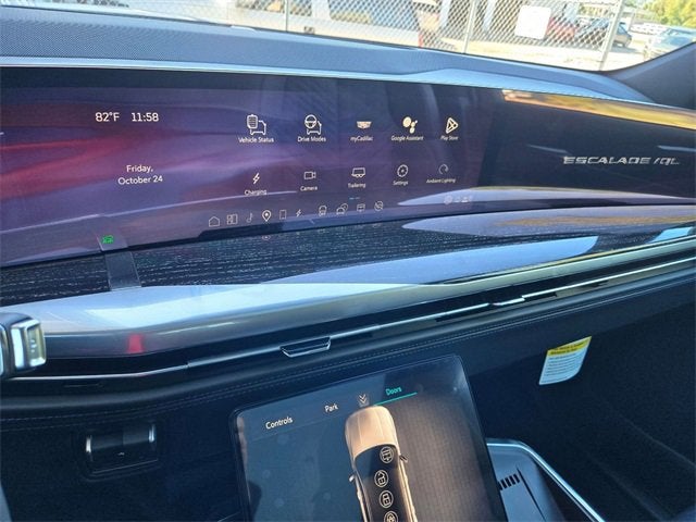 2026 Cadillac ESCALADE IQL Sport