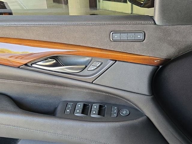 2020 Cadillac Escalade Luxury