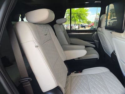 2025 Cadillac Escalade Sport Platinum
