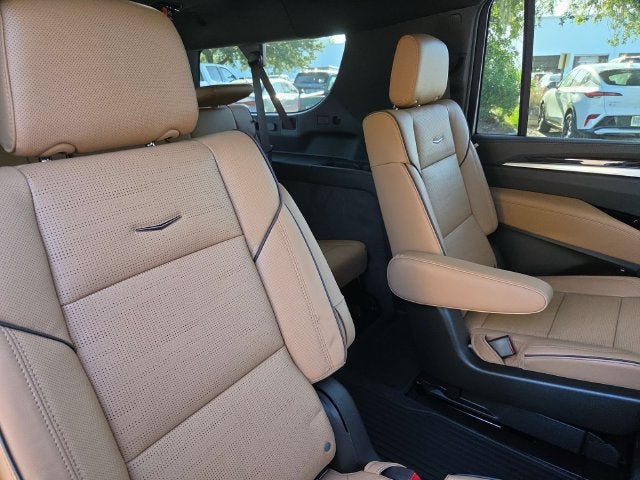 2027 Cadillac Escalade ESV 4WD Luxury