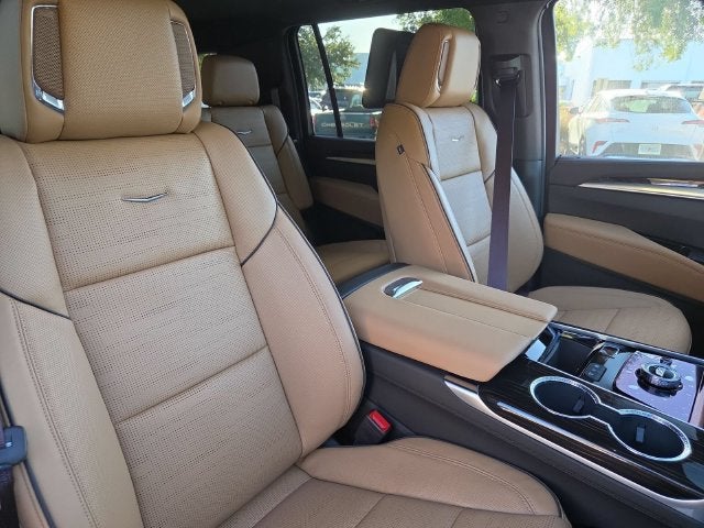 2027 Cadillac Escalade ESV 4WD Luxury