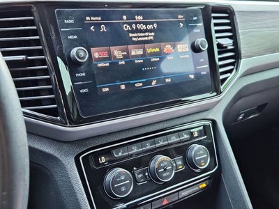 2022 Volkswagen Atlas Cross Sport 3.6L V6 SE w/Technology