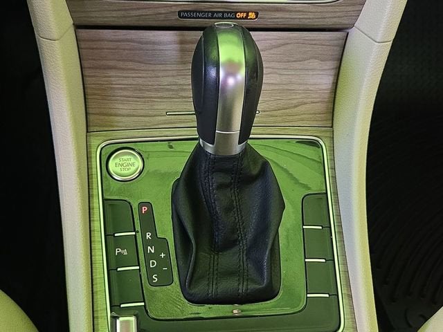 2018 Volkswagen Passat 2.0T SE